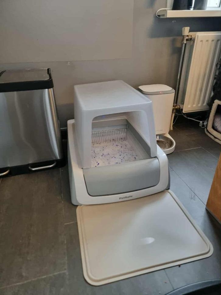 Petsafe Scoopfree - Kattentoilet, Dieren en Toebehoren, Kattenbakken, Zo goed als nieuw, Gesloten, Zelfreinigend, Ophalen of Verzenden