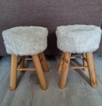 2 krukjes nepbont wit, Huis en Inrichting, Krukjes, Ophalen, Kunststof