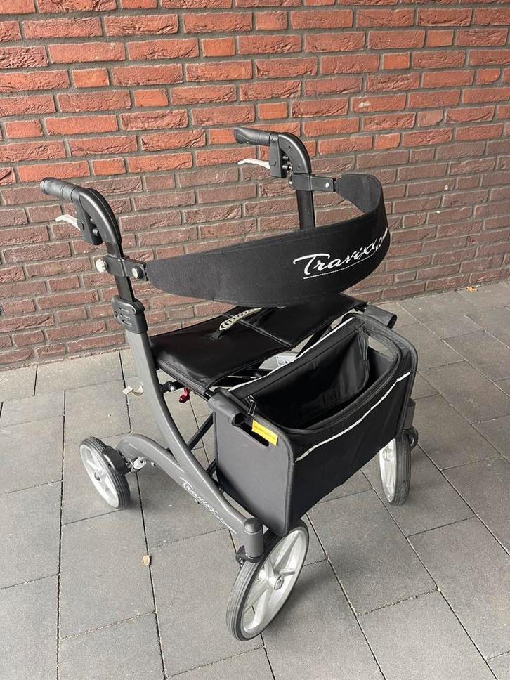 Travixx rollator nieuwstaat, maat S, Diversen, Rollators, Zo goed als nieuw, Lichtgewicht, Opvouwbaar, Ophalen