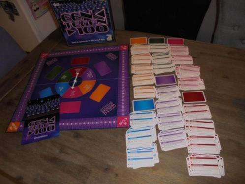 Een tegen 100 bekend spel van TV, Hobby en Vrije tijd, Gezelschapsspellen | Overige, Zo goed als nieuw, Ophalen of Verzenden