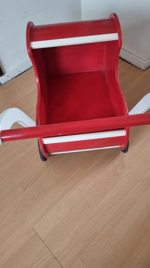 Mooie houten poppenwagen, Kinderen en Baby's, Speelgoed | Houten speelgoed, Zo goed als nieuw, Ophalen