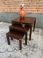 Vintage mid century miniset nesting tafels, Huis en Inrichting, Tafels | Sidetables, Gebruikt, Vierkant, Minder dan 50 cm, Ophalen of Verzenden