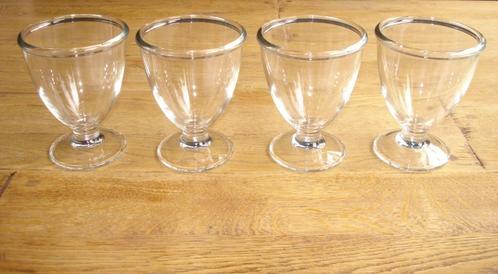 NIEUW - 4 cocktail - mocktail - coupe glazen / glas - H13cm, Huis en Inrichting, Keuken | Servies, Nieuw, Glas of Glazen, Effen