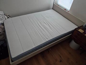Ikea bed 140 x 200 incl. matras - afbeelding 1