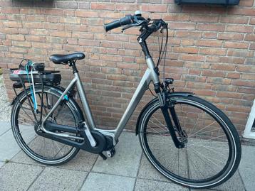 Stella sienna 7 versn 57frame 1600km. 418 wh beschikbaar voor biedingen