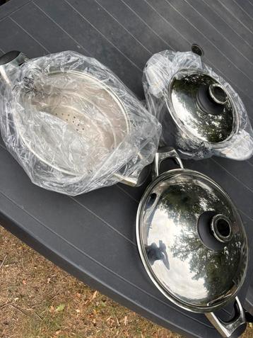 2 Pannen en 1 vergiet - edel staal . beschikbaar voor biedingen
