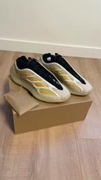 Yeezy 700, Kleding | Heren, Schoenen, Overige kleuren, Nieuw, Ophalen of Verzenden, Sneakers of Gympen