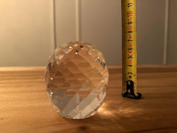 Swarovski Paperweights Round, nu €95,- ipv €195,-. Weg = weg beschikbaar voor biedingen