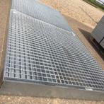 Gebruikte Metalen Lekbakken Verzinkt, Doe-het-zelf en Verbouw, Metalen, Ophalen, Gebruikt, IJzer