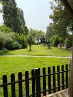 Exclusieve woonboerderij met 8595 m2 grond 2x B&B chalets., It Heidenskip, 8 kamers, 389 m², Vrijstaande woning