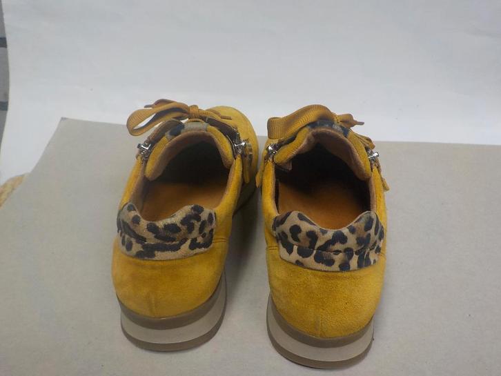 Gabor oker gele sneakers 38 1/2, Kleding | Dames, Schoenen, Zo goed als nieuw, Sneakers of Gympen, Geel, Ophalen of Verzenden