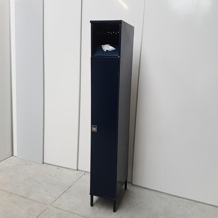 Oostwoud kast/wasverzamelaar kast - donkerblauw, Huis en Inrichting, Woonaccessoires | Overige, Gebruikt, Ophalen