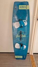Kiteboard Airush Switch, Watersport en Boten, Kitesurfen, Twintip, Ophalen, Zo goed als nieuw, 4 m² of minder