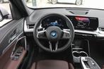 BMW iX1 eDrive20 M Sport / Trekhaak / Sportstoelen / Adaptie, Leder, Nieuw, LED verlichting, SUV of Terreinwagen