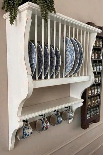 Brocante Bordenrek beschikbaar voor biedingen
