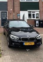 BMW 1-Serie 118i 136pk Aut 2017 Zwart, Auto's, 65 €/maand, 1295 kg, Zwart, Origineel Nederlands