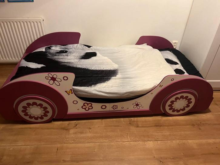 Leuk meisjes bed, Kinderen en Baby's, Kinderkamer | Bedden, Zo goed als nieuw, 180 cm of meer, 85 tot 100 cm, Matras, Ophalen