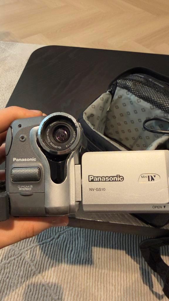 Panasonic NV-GS10EG MiniDV Camcorder + Samsonite Tas, Audio, Tv en Foto, Videocamera's Analoog, Camera, Overige soorten, Ophalen of Verzenden