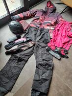 Skikleding.  Dames kleding. Maat  M / L inclusief helm, Ophalen, 100 tot 140 cm, Kleding, Protest