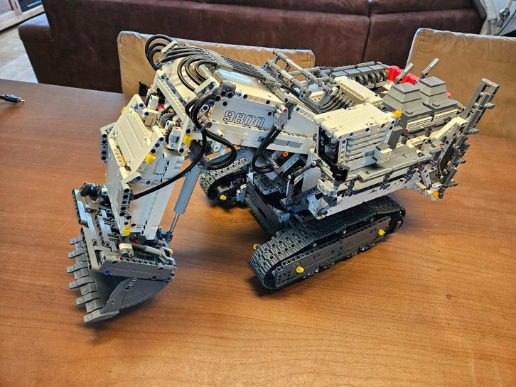 Lego Technic Liebherr graafmachine set 42100, Kinderen en Baby's, Speelgoed | Duplo en Lego, Gebruikt, Lego, Complete set, Ophalen of Verzenden