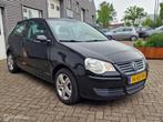 Volkswagen Polo 3-deurs 1.4-16v Turijn Airco EL.ramen CDVab., Voorwielaandrijving, Metallic lak, Zwart, Origineel Nederlands