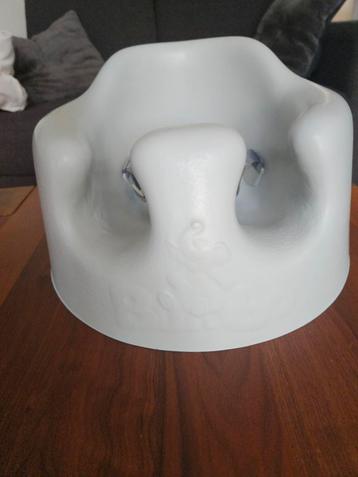 Bumbo Floor Seat - Lichtgrijs - Zo goed als nieuw beschikbaar voor biedingen
