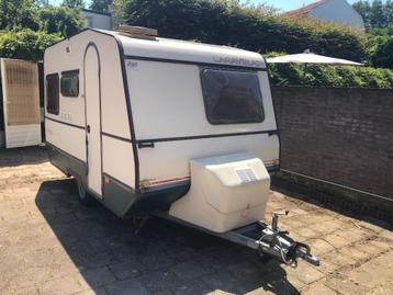 Knusse Caravelair voor 3 personen beschikbaar voor biedingen