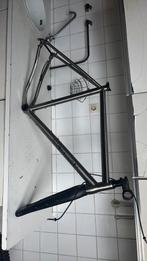 Jguillem, Fietsen en Brommers, 24 inch of meer, Staal, Ophalen of Verzenden, Zo goed als nieuw