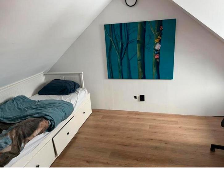 Room for rent in Hilversum, Huizen en Kamers, Kamers te huur