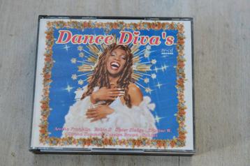  	 DANCE DIVA'S = 2CDbox TV-CD Arcade 33 geweldige nummers beschikbaar voor biedingen