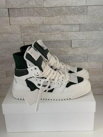 Off-White Sneakers Maat 44 - Nieuw beschikbaar voor biedingen