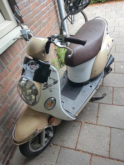 Kymco snor scooter, Fietsen en Brommers, Snorfietsen en Snorscooters, Gebruikt, Kymco, Benzine, Ophalen of Verzenden