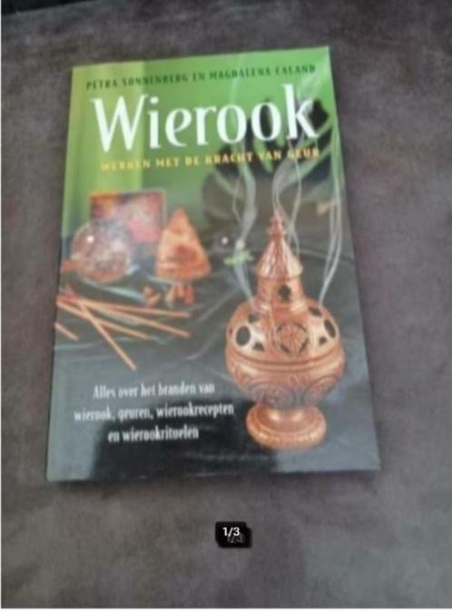 Wierook petra sonnenberg, Boeken, Esoterie en Spiritualiteit, Zo goed als nieuw, Ophalen of Verzenden