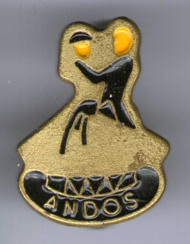 ANDOS koper dans speldje ( X_098 ), Verzamelen, Speldjes, Pins en Buttons, Zo goed als nieuw, Speldje of Pin, Sport, Verzenden