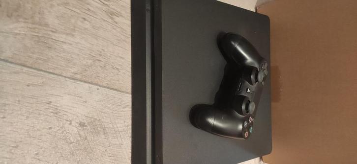 Playstation 4 500 GB in Uitstekende Staat met 8 Games!, Spelcomputers en Games, Spelcomputers | Sony PlayStation 4, Zo goed als nieuw