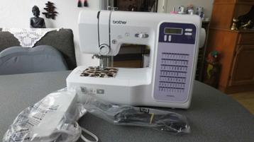 ZEER STERKE EN MOOIE BROTHER NAAIMACHINE beschikbaar voor biedingen
