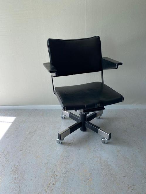 Vintage Gispen deskchair /bureaustoel door Cordemeyer 1963, Huis en Inrichting, Bureaustoelen, Gebruikt, Bureaustoel, Zwart, Ophalen