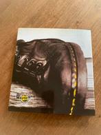 Dr. Martens - Historie, Boeken, Ophalen of Verzenden, Gelezen, Overige onderwerpen