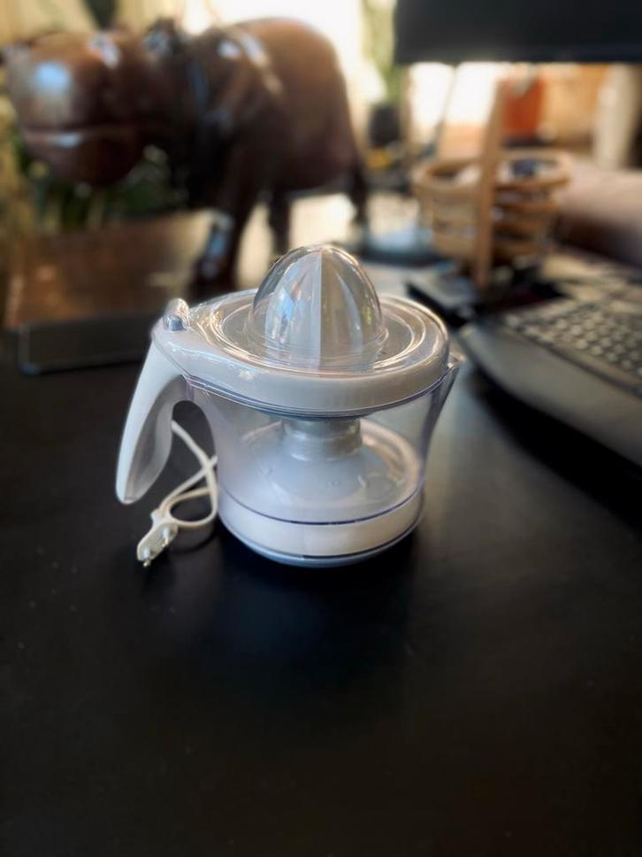 Philips Viva HR2744/40 Citruspers, Witgoed en Apparatuur, Juicers, Zo goed als nieuw, Citruspers, Elektrisch, Ophalen