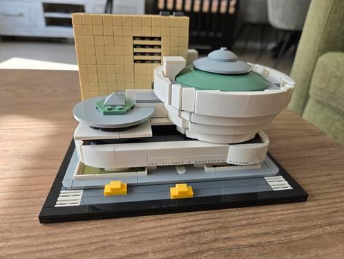 Lego Architecture 21035 Guggenheim, New York, Kinderen en Baby's, Speelgoed | Duplo en Lego, Zo goed als nieuw, Ophalen of Verzenden