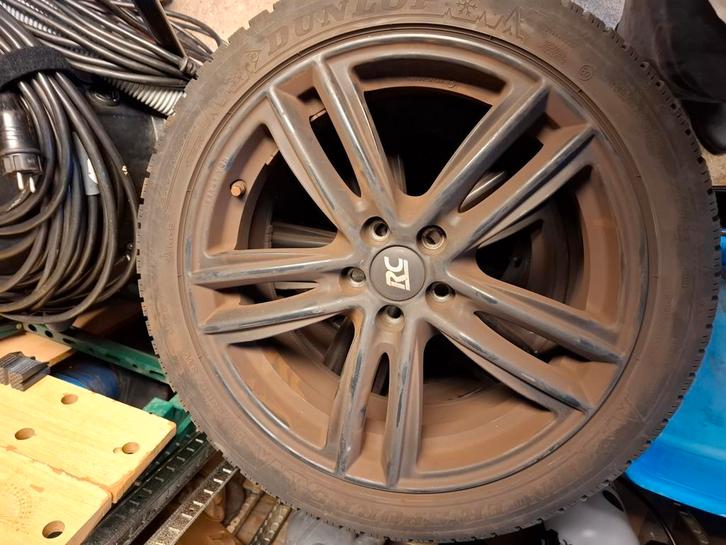 Rc27 velgen 17 inch steekmaat 5x100 - 215/45r17, Auto diversen, Autosport-onderdelen, Zo goed als nieuw, Ophalen of Verzenden