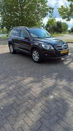 Volkswagen Tiguan  110KW 4MOTION 2010 Zwart 4x4 Youngtimer!, Auto's, Zwart, 4 cilinders, 2000 kg, Zwart