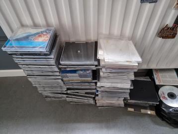 Lege cd hoesjes ca 100 stuks beschikbaar voor biedingen