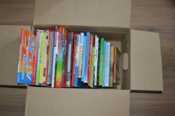 Doos informatieve boeken prentenboeken en voorleesboeken beschikbaar voor biedingen