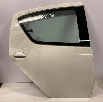 Toyota Aygo deur rechts achter wit 2005-2014  LIBACARS  beschikbaar voor biedingen