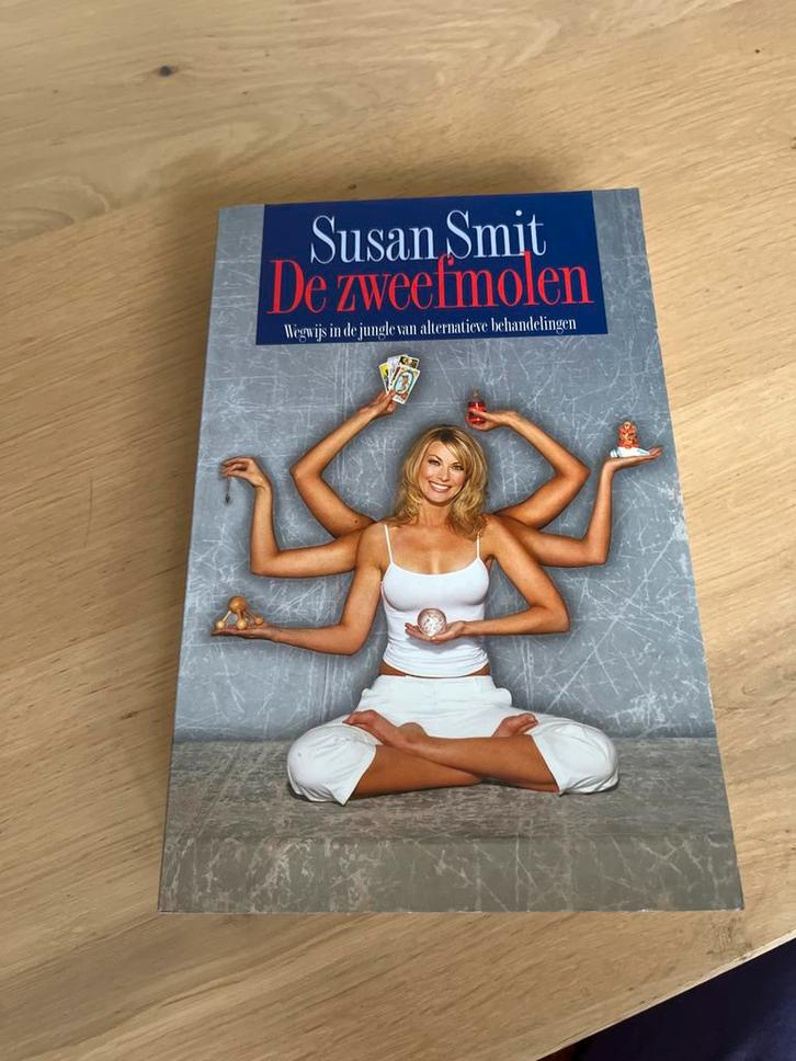 Susan Smit - De zweefmolen, Boeken, Essays, Columns en Interviews, Zo goed als nieuw, Eén auteur, Ophalen of Verzenden