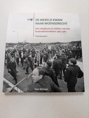 Tom Duurland - De wereld kwam naar Woensdrecht beschikbaar voor biedingen