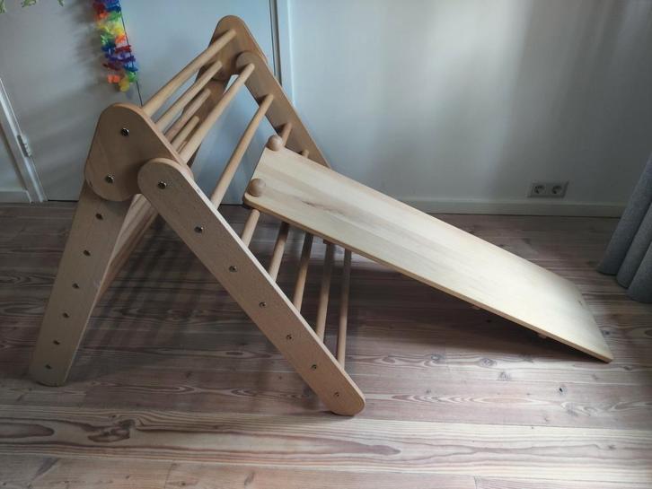 Pikler driehoek met glijbaan/klimplank, Kinderen en Baby's, Speelgoed | Buiten | Speeltoestellen, Zo goed als nieuw, Glijbaan