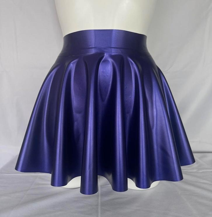 full circle skater skirt metallic paars NEW, Kleding | Dames, Rokken, Nieuw, Paars, Boven de knie, Verzenden