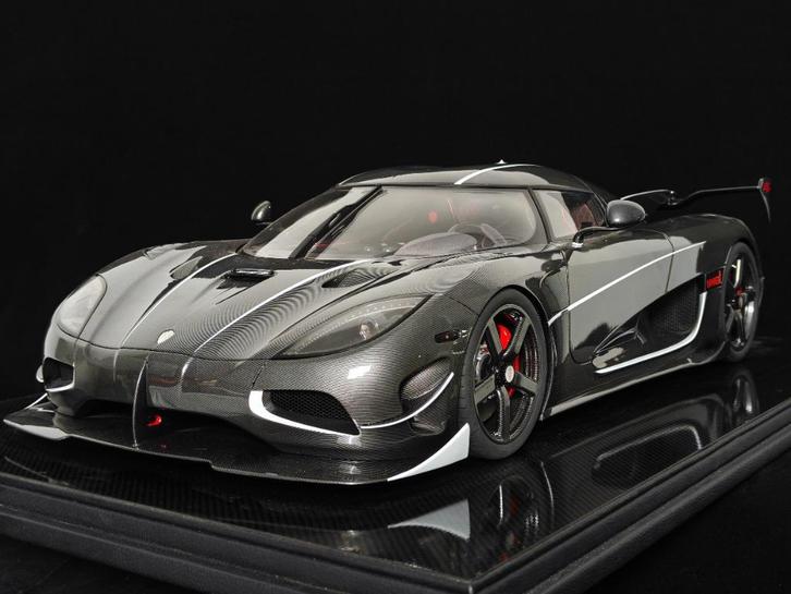 Koenigsegg Agera RS Draken 1:8 van FrontiArt Pre-Order, Hobby en Vrije tijd, Modelauto's | 1:5 tot 1:12, Nieuw, Auto, 1:5 t/m 1:8
